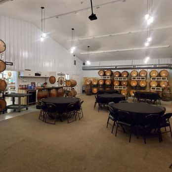 Forest Edge Winery - Wine Tasting Room Near Me - Shepherdsville, Kentucky