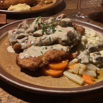 Schnitzelbank - Delicious schnitzel with mushrooms and spatzel - Wine Bars Near Me - Heidelberg, BW Schnitzelbank - Delicious schnitzel with mushrooms and spatzel - Wine Bars Near Me - Heidelberg, BW