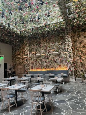TIMBR Restaurant & Lounge by null