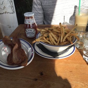 Sea Wolf - Bushwick - Bacon & fries - Cocktail Bars Near Me - Brooklyn, New York