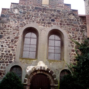 Stadtkirche - Churches Near Me - Bismark, ST