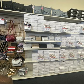Shoe Carnival - Shoe Stores Near Me - Indianapolis, Indiana Shoe Carnival - Shoe Stores Near Me - Indianapolis, Indiana
