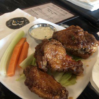 Blackwall Hitch - Sweet chili wings - New American Near Me - Baltimore, Maryland