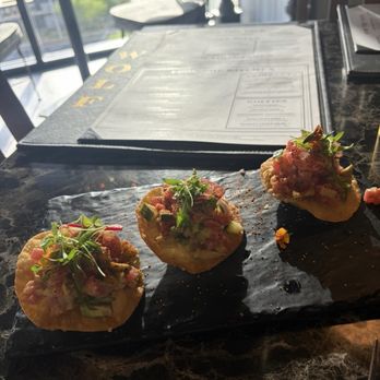 Wolf by Vanderpump at Caesars Republic Scottsdale - Tuna tartare tostadas - Cocktail Bars Near Me - Scottsdale, Arizona Wolf by Vanderpump at Caesars Republic Scottsdale - Tuna tartare tostadas - Cocktail Bars Near Me - Scottsdale, Arizona