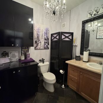 Lavender The Spa - Bathroom - Pilates Near Me - Celebration, Florida