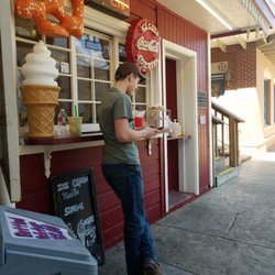 Eureka Springs Funnel Cake Factory