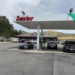 Old Farm Market - Gas pumps