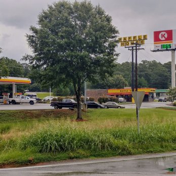 Waffle House - overcast turning into the Circle K to park and walk to the waffle House - Breakfast & Brunch Near Me - Inman, South Carolina Waffle House - overcast turning into the Circle K to park and walk to the waffle House - Breakfast & Brunch Near Me - Inman, South Carolina