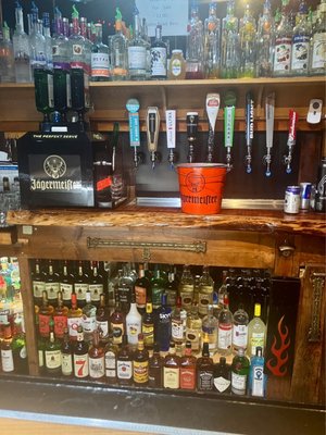 Vinnie's Bar & Grill by null