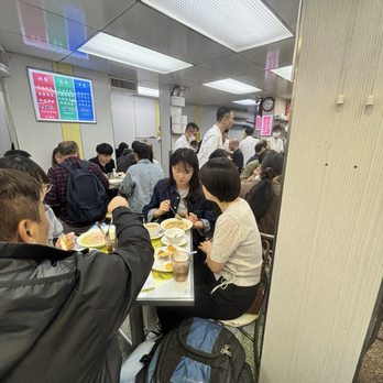澳洲牛奶公司 - Hong Kong Style Cafe Near Me - Hong Kong, HK 澳洲牛奶公司 - Hong Kong Style Cafe Near Me - Hong Kong, HK