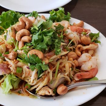 SriPraPhai Thai Restaurant - Shredded mango salad - Thai Near Me - Woodside, New York