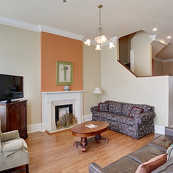 Grenoble House - Hotels Near Me - New Orleans, Louisiana Grenoble House - Hotels Near Me - New Orleans, Louisiana