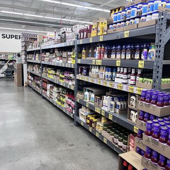 Grocery Outlet - Great selection of all kinds of condiments, great prices - Grocery Near Me - San Lorenzo, California