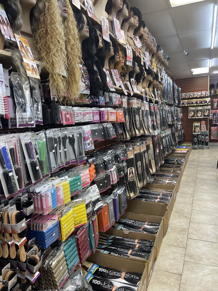 S Beauty Supply Logo