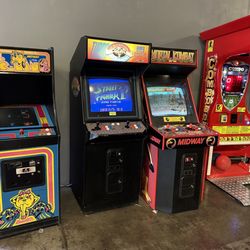 Xplozone Trampoline Park - Arcade