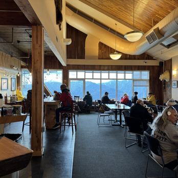 Timberline Bar & Grill - Dining area - American Near Me - Juneau, Alaska Timberline Bar & Grill - Dining area - American Near Me - Juneau, Alaska