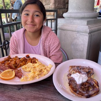 Loru’s Cafe - Cinnamon Rolls combo - Breakfast & Brunch Near Me - Camarillo, California Loru’s Cafe - Cinnamon Rolls combo - Breakfast & Brunch Near Me - Camarillo, California