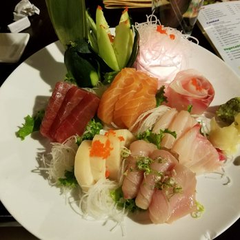 Yoo Sushi - Sashimi Deluxe. Very tasty. - Sushi Bars Near Me - Providence, Rhode Island