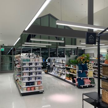 Target - Department Stores Near Me - Santa Barbara, California