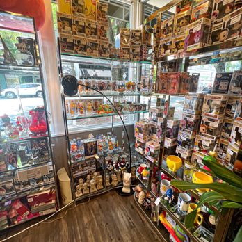 Pop Vintage - Used, Vintage & Consignment Near Me - Greensboro, North Carolina Pop Vintage - Used, Vintage & Consignment Near Me - Greensboro, North Carolina