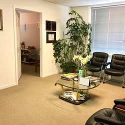 Acupuncture and Herbs Clinic