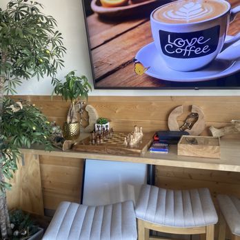 Cafe 33 - Coffee & Tea Near Me - Sacramento, California