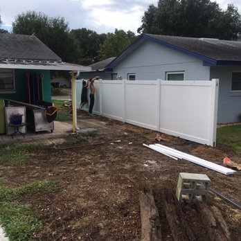 Fence Outlet - Fences & Gates Near Me - Oviedo, Florida
