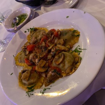 Napolis Italian Restaurant - Shittaki ravioli - Italian Near Me - San Angelo, Texas Napolis Italian Restaurant - Shittaki ravioli - Italian Near Me - San Angelo, Texas