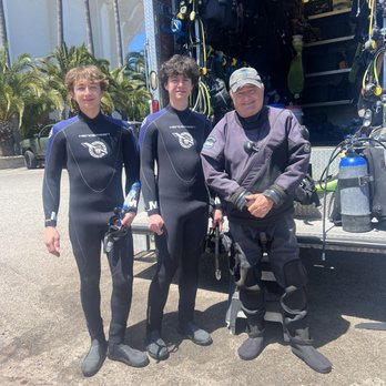Diving Catalina - Almost in the water on Catalina Island! - Scuba Diving Near Me - Avalon, California Diving Catalina - Almost in the water on Catalina Island! - Scuba Diving Near Me - Avalon, California