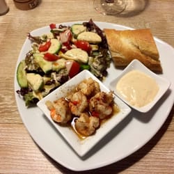 Corvin's Burger & Beer - 5 gegrillte Scampi in Ingwer-Chili-Öl, dazu Baguette
