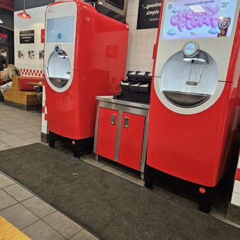 Five Guys - Soda machine - Burgers Near Me - London, XGL