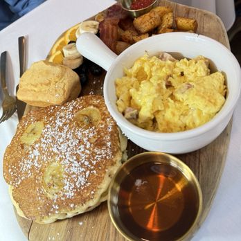 Perkins Cove Kitchen - PCK breakfast plank for 2 - Breakfast & Brunch Near Me - Ogunquit, Maine Perkins Cove Kitchen - PCK breakfast plank for 2 - Breakfast & Brunch Near Me - Ogunquit, Maine