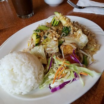 Busara Thai Cuisine - Tofu Pad Thai- yum! - Thai Near Me - Bellingham, Washington Busara Thai Cuisine - Tofu Pad Thai- yum! - Thai Near Me - Bellingham, Washington