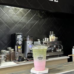 Jaysfuel Coffee - Strawberry matcha