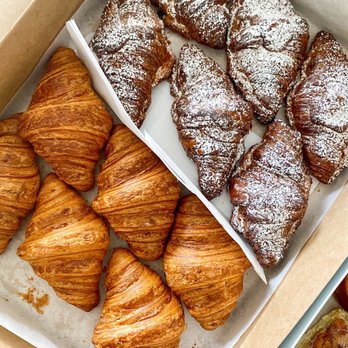 Arsicault Bakery - Plain & almond croissants. - Bakeries Near Me - San Francisco, California Arsicault Bakery - Plain & almond croissants. - Bakeries Near Me - San Francisco, California