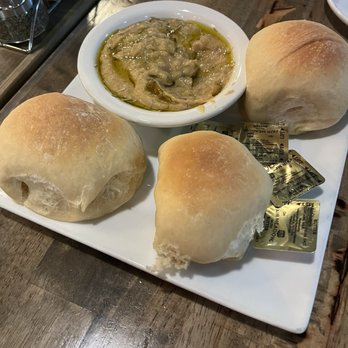 T Marie's - Italian Near Me - Mobile, Alabama