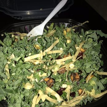 Doc B's Restaurant + Bar - California salad dressing on side - New American Near Me - Chicago, Illinois