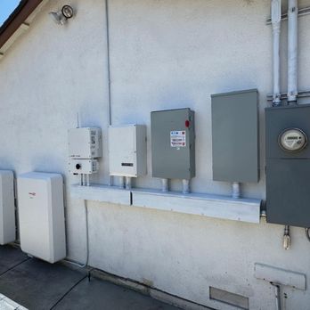 Current Energy - Battery Wall - Solar Installation Near Me - Los Angeles, California