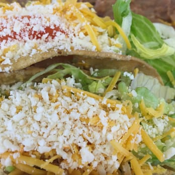 Roberto's Mexican Food - Leucadia - Chicken Taco - Mexican Near Me - Encinitas, California Roberto's Mexican Food - Leucadia - Chicken Taco - Mexican Near Me - Encinitas, California
