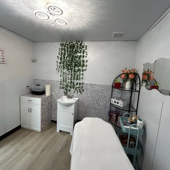 T3 Nails - Nail Salons Near Me - Union City, California