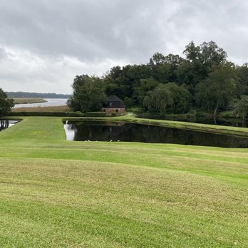 Middleton Place - Looking toward the rice mill and former rice fields at water edge - Museums Near Me - Charleston, South Carolina Middleton Place - Looking toward the rice mill and former rice fields at water edge - Museums Near Me - Charleston, South Carolina