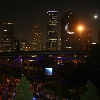 Aurora Picture Show - Floating Cinema on the Bayou - Cinema Near Me - Houston, Texas