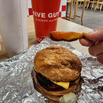 Five Guys - Burgers Near Me - Las Vegas, Nevada Five Guys - Burgers Near Me - Las Vegas, Nevada