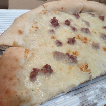 Skipolini's Pizza - (1-2 Topping Family Size pizza) Roasted Garlic sauce, Sausage & Extra Cheese. $28.25 - Food Delivery Services Near Me - Antioch, California