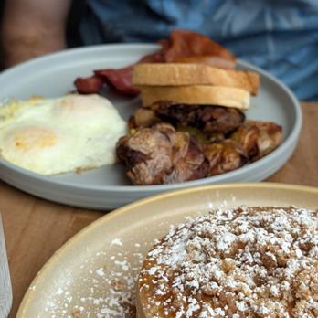 Early Birds - A Breakfast Spot - Breakfast & Brunch Near Me - Las Vegas, Nevada