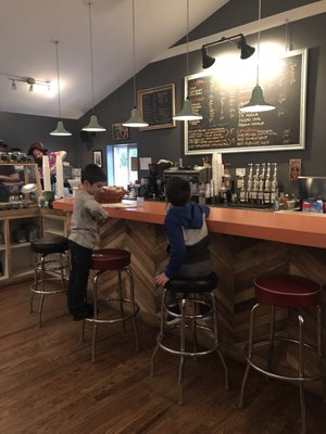 Daymoon Coffeebar by null