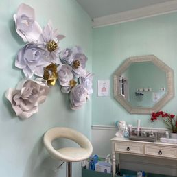 Beautiful decor! Beautiful decor!