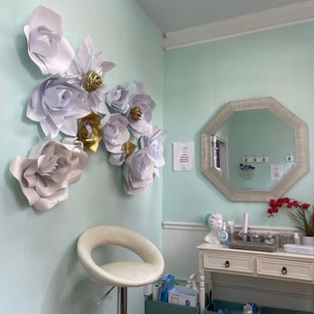 Belleza Lase Ear Piercing Spa - Beautiful decor! - Piercing Near Me - Fairfax, Virginia Belleza Lase Ear Piercing Spa - Beautiful decor! - Piercing Near Me - Fairfax, Virginia