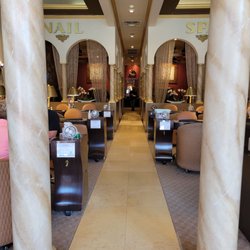 Venetian Nail Spa - Beautiful entry way!