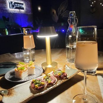 16Eleven - tartar, and salmon appetizers - Steakhouses Near Me - Everett, Washington